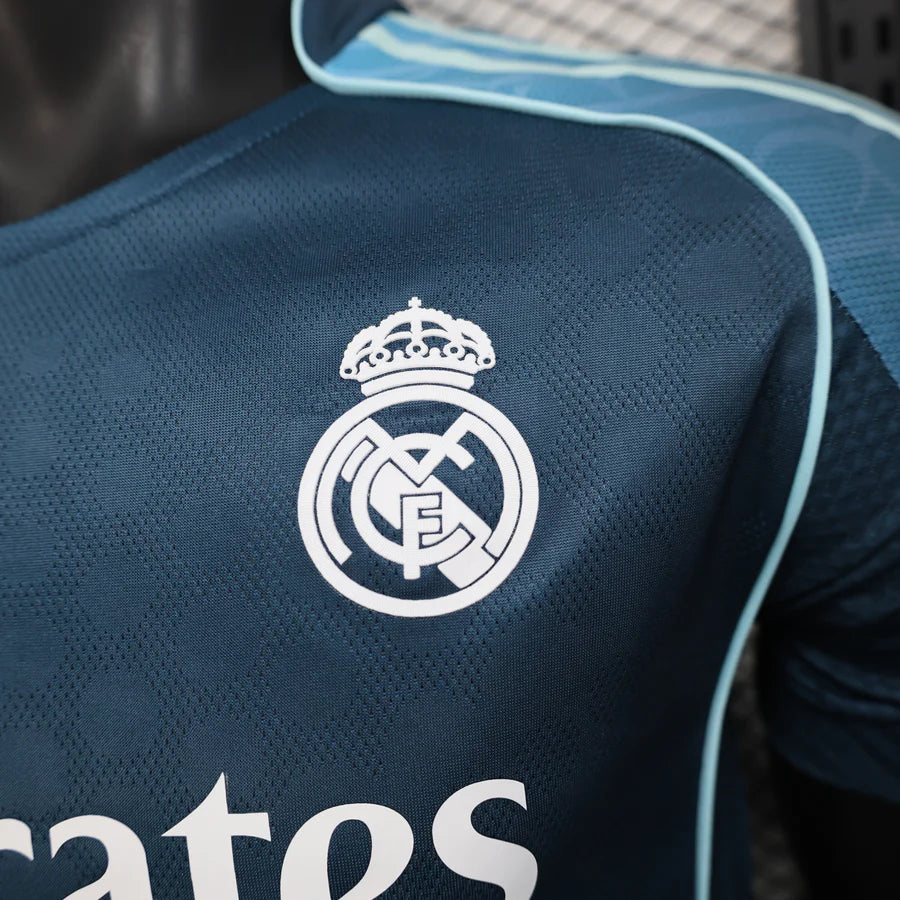 Maillot football Real Madrid Spécial Player Version 2025/26