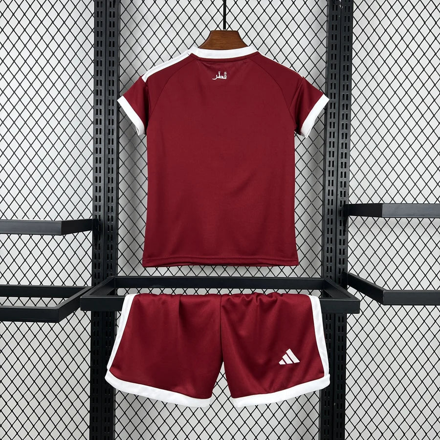 Kit ensemble football Qatar domicile 2026/27