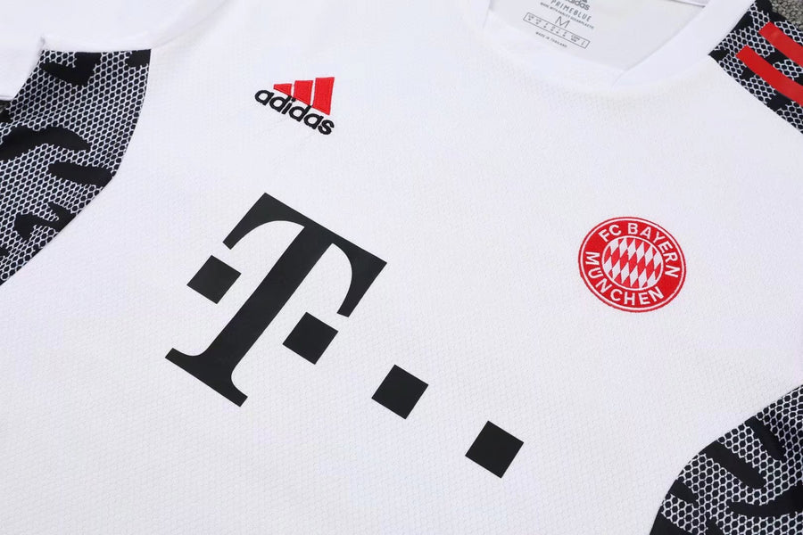 Kit Bayern Munich training blanc 2023/24