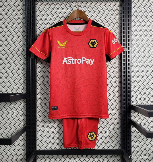 Kit Wolverhampton exterieur 2023/24