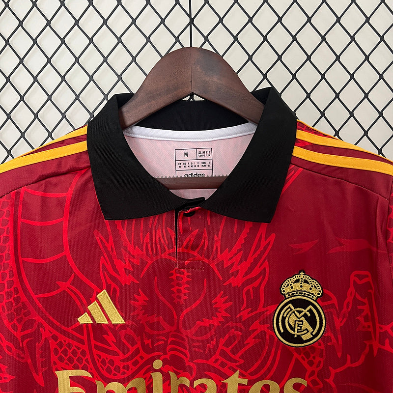 MAILLOT 24/25 REAL MADRID EDITION SPÉCIAL Rouge