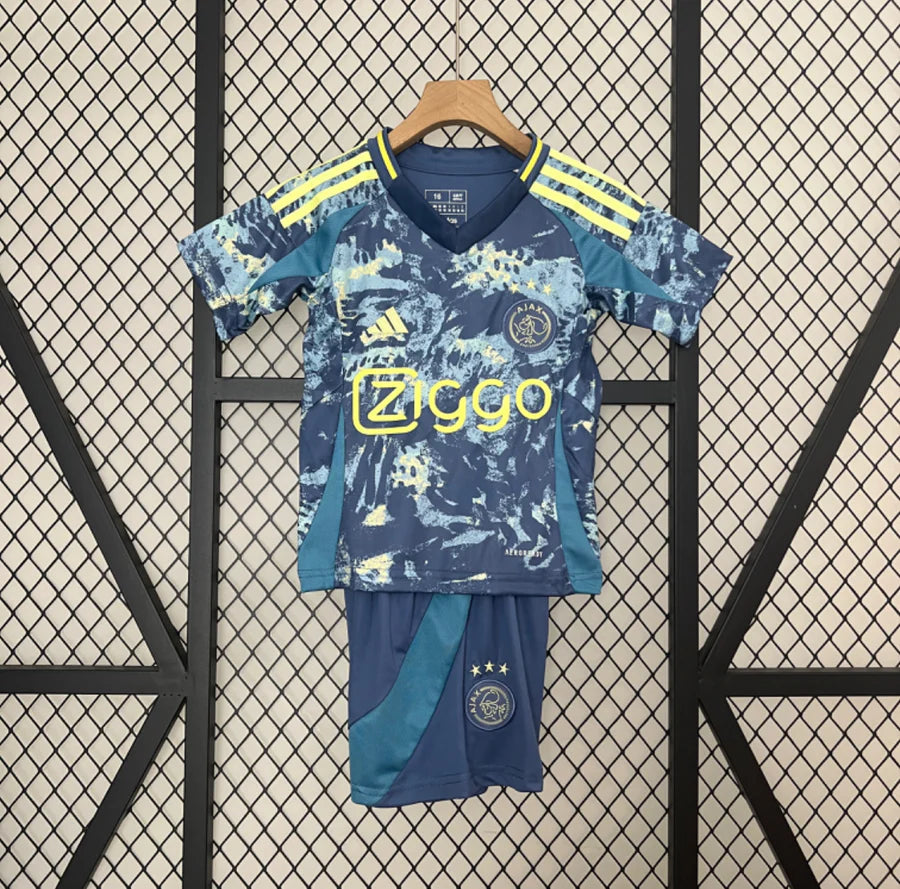 Kit ensemble football Ajax Amsterdam exterieur 2024/25