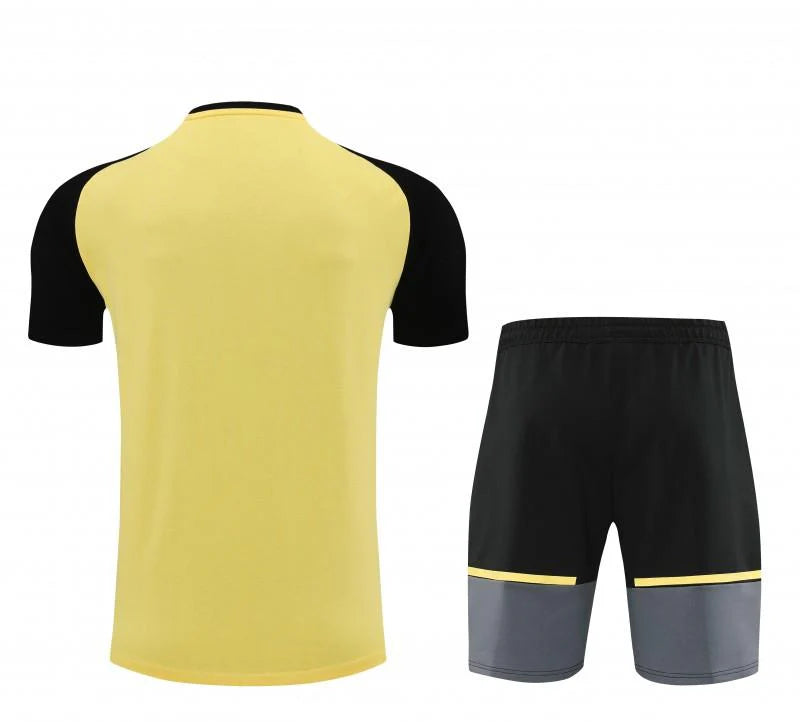 Kit ensemble football Dortmund training 2024/25