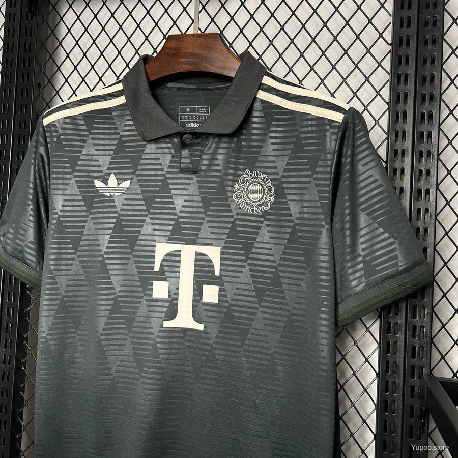 Maillot football Bayern Munich Oktoberfest 2024/25