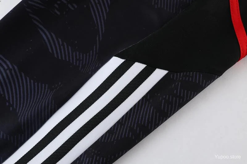 Survêtement Bayern Munich gris/rouge 2022/23