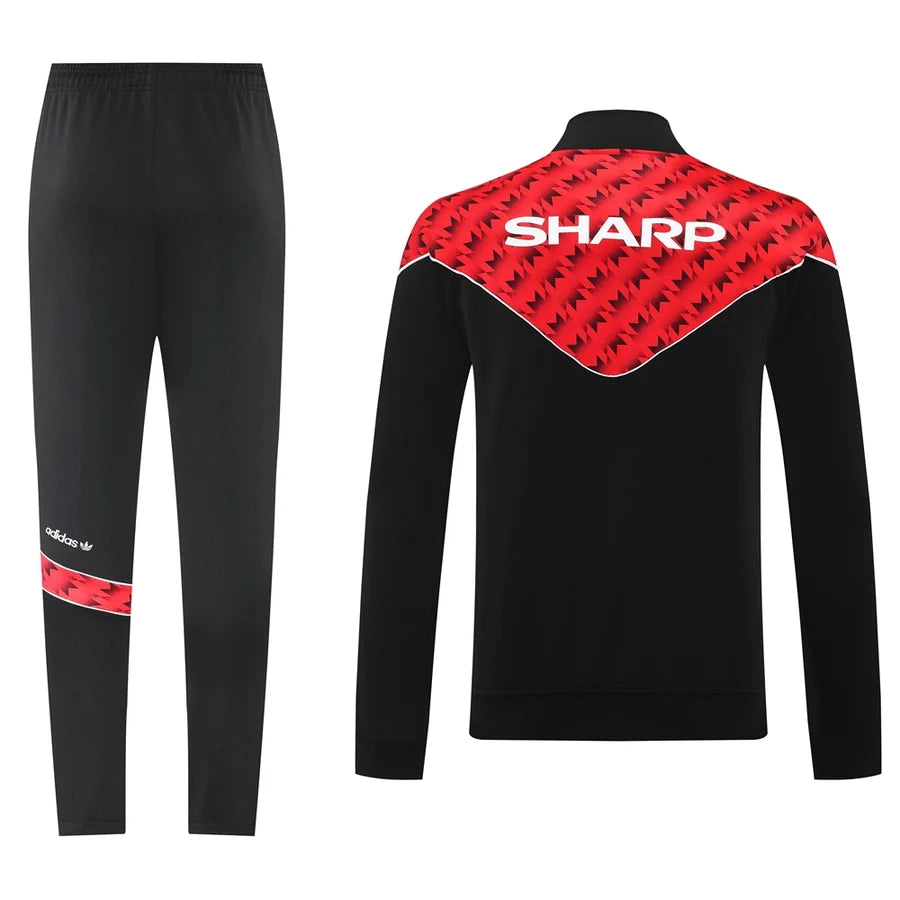 Survêtement Rétro Manchester United x Adidas – Édition Classique “Sharp”