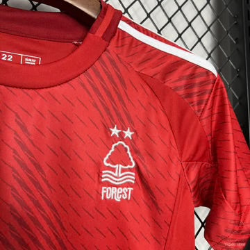 ensemble football Nottingham Forest 2024/25-Enfant