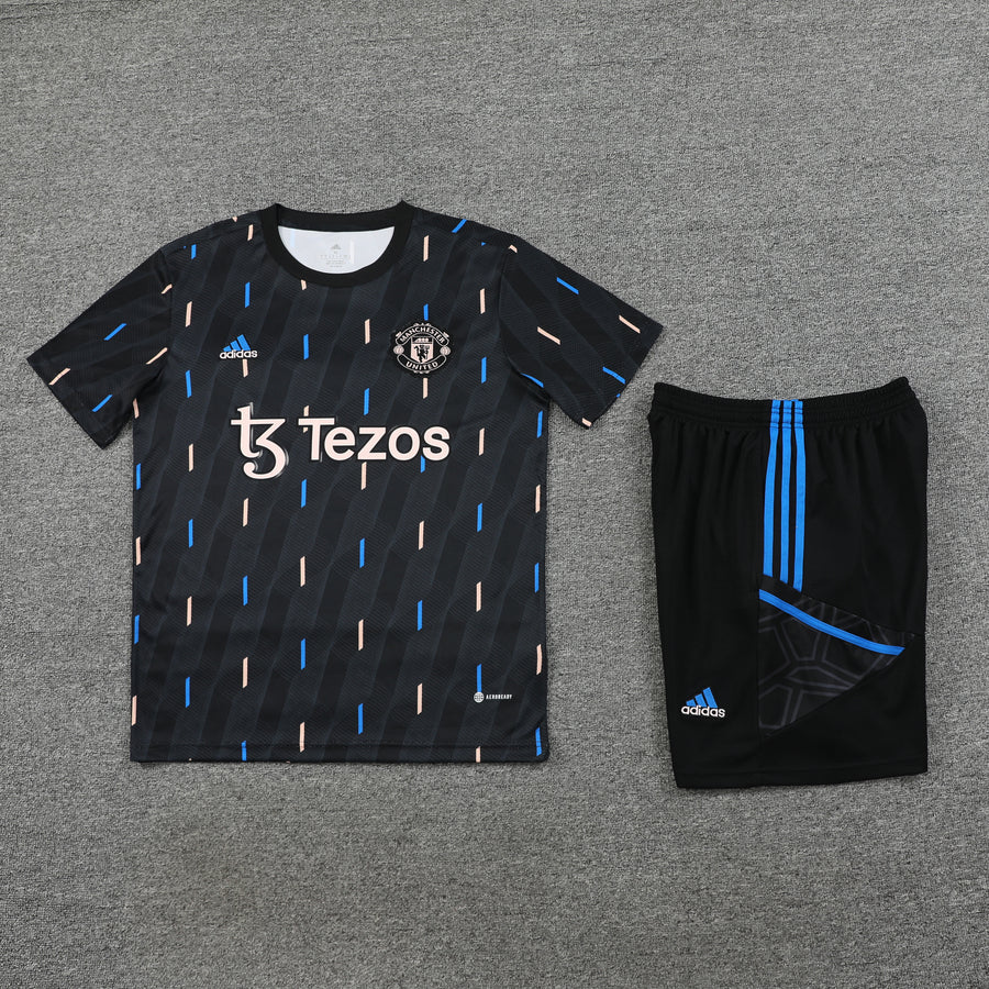 Kit Manchester United training noir 2022/23