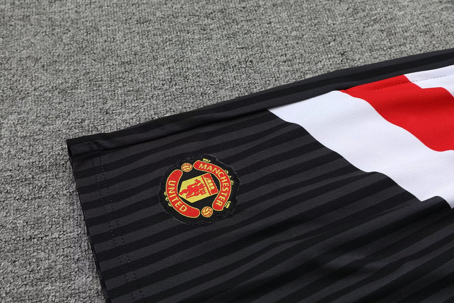 Kit Manchester United training ICON 2023/24