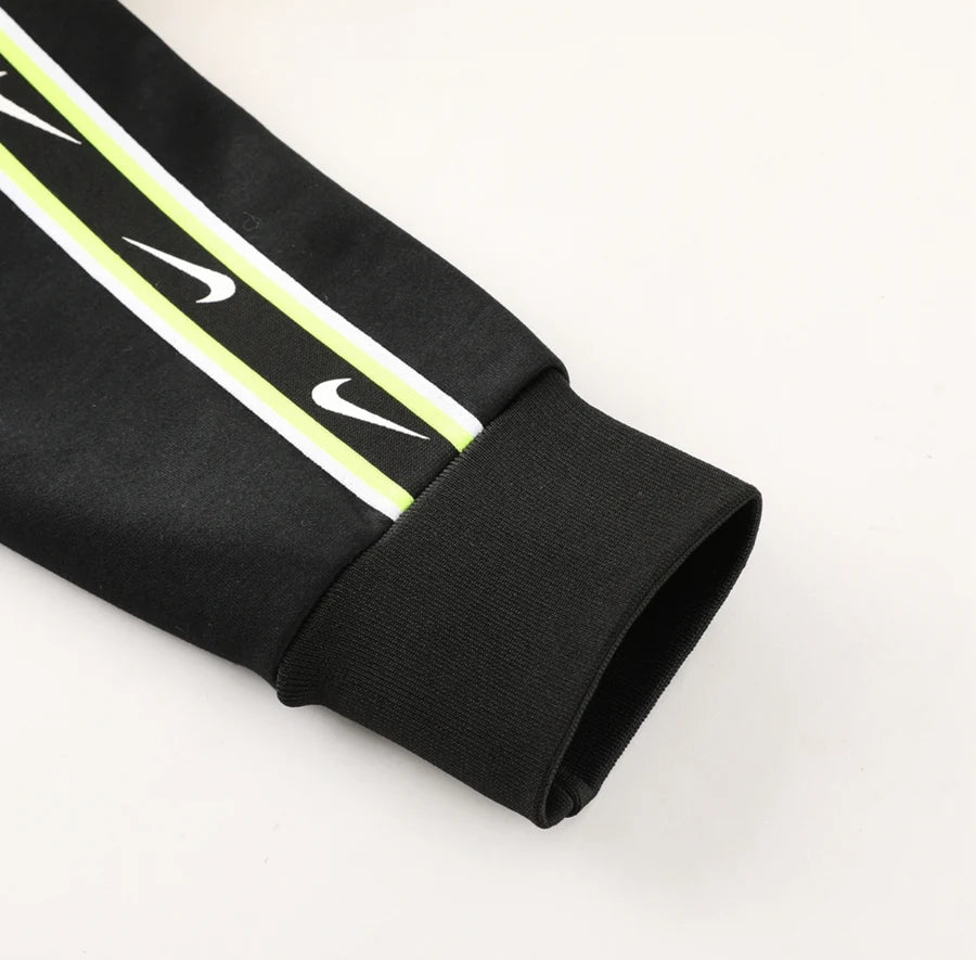 Survêtement jogging Nike Repeat logo noir