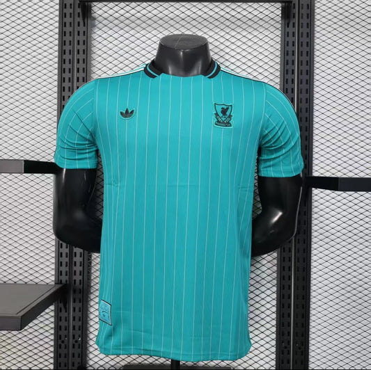Maillot football Liverpool Rétro Player Version 2025/26