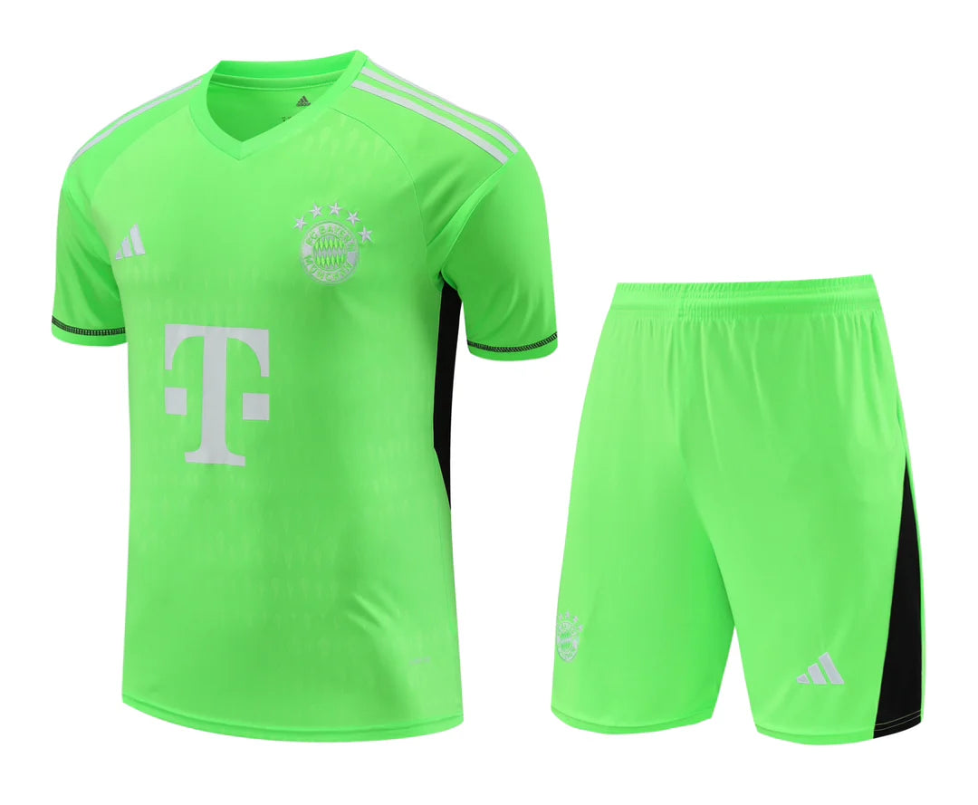 Kit ensemble football Bayern Munich Gardien Goalkeeper 2023/24