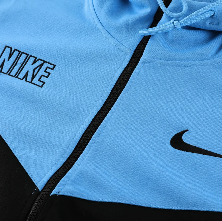 Survêtement jogging Nike Repeat logo bleu clair