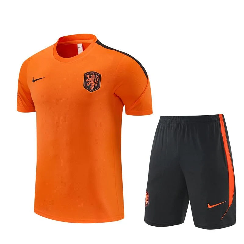 Kit Pay-Bas ensemble Netherlands football training 2026/27