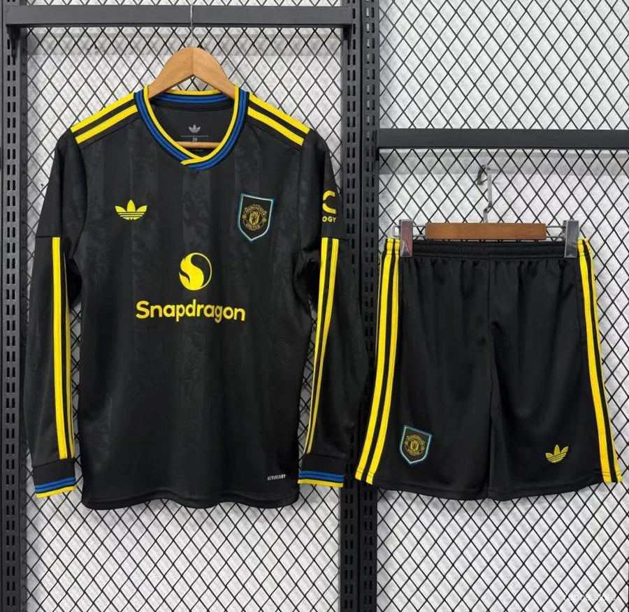 Kit ensemble football Manchester United 3e third 2025/26