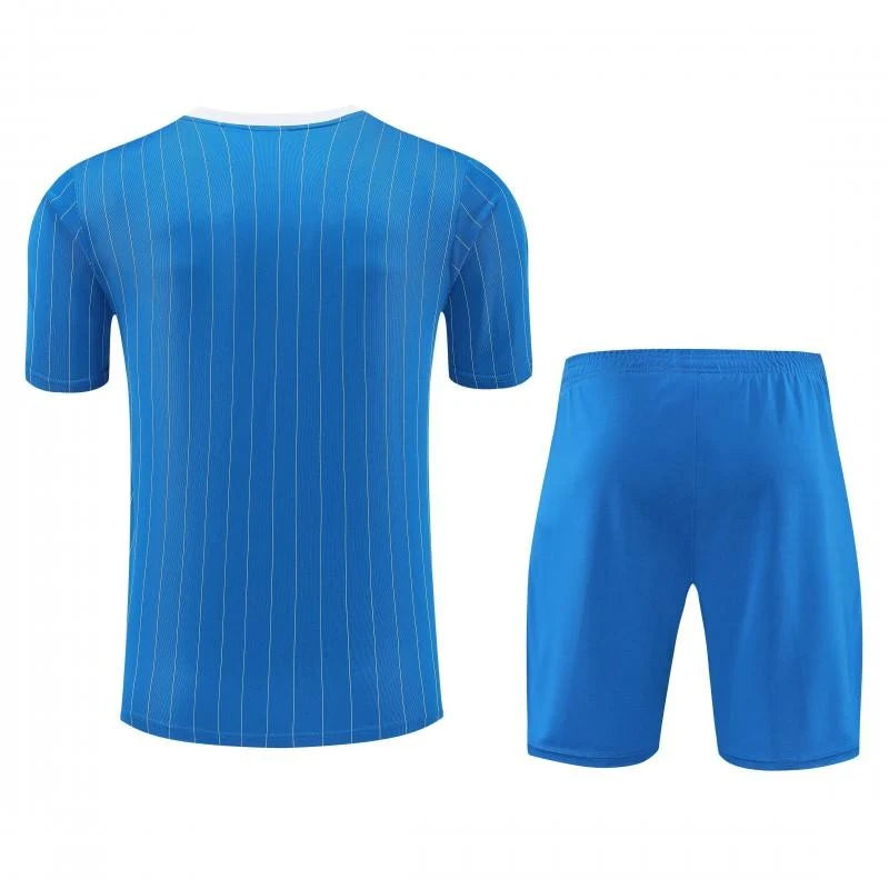 Kit ensemble football Real Madrid Retro 2025/26