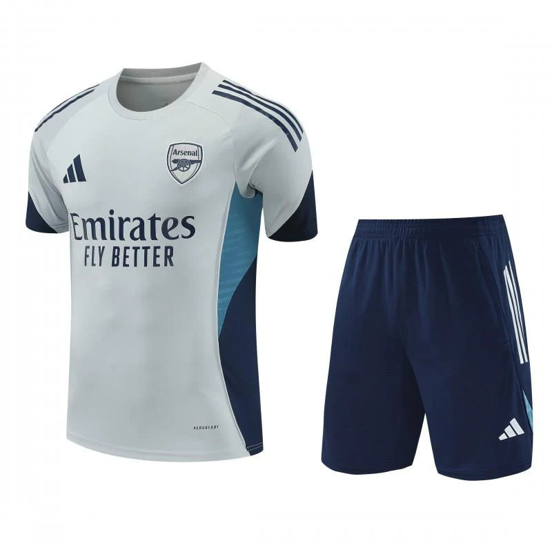 Kit football Arsenal ensemble training 2025/26