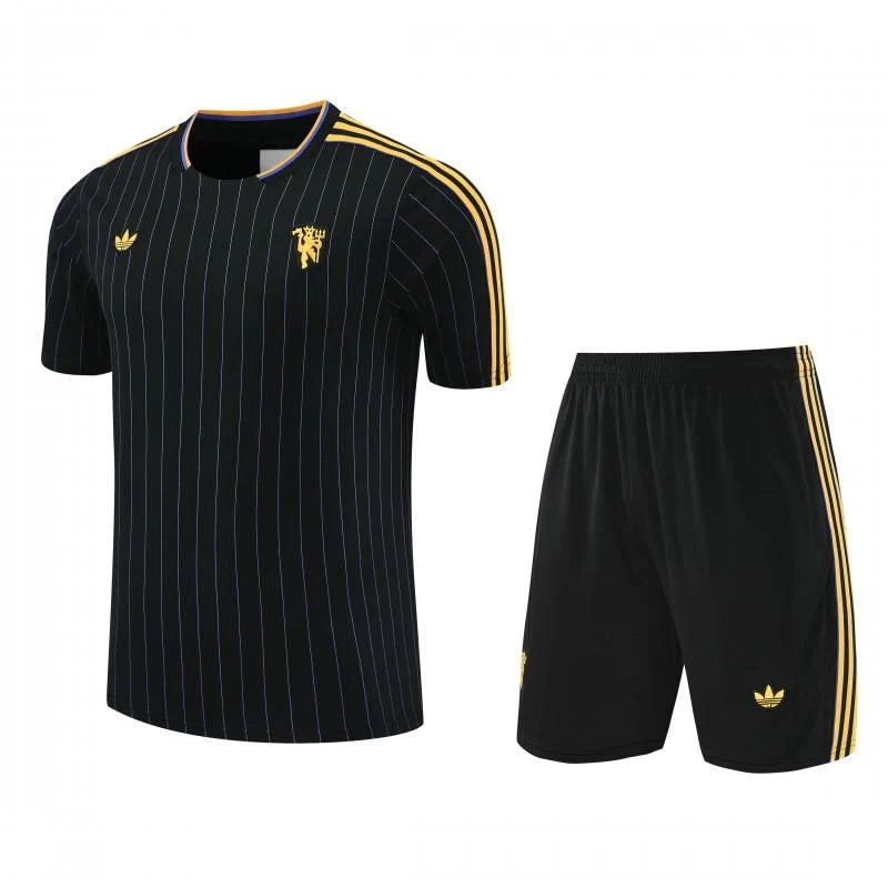 Kit ensemble football Manchester United Rétro 2025/26