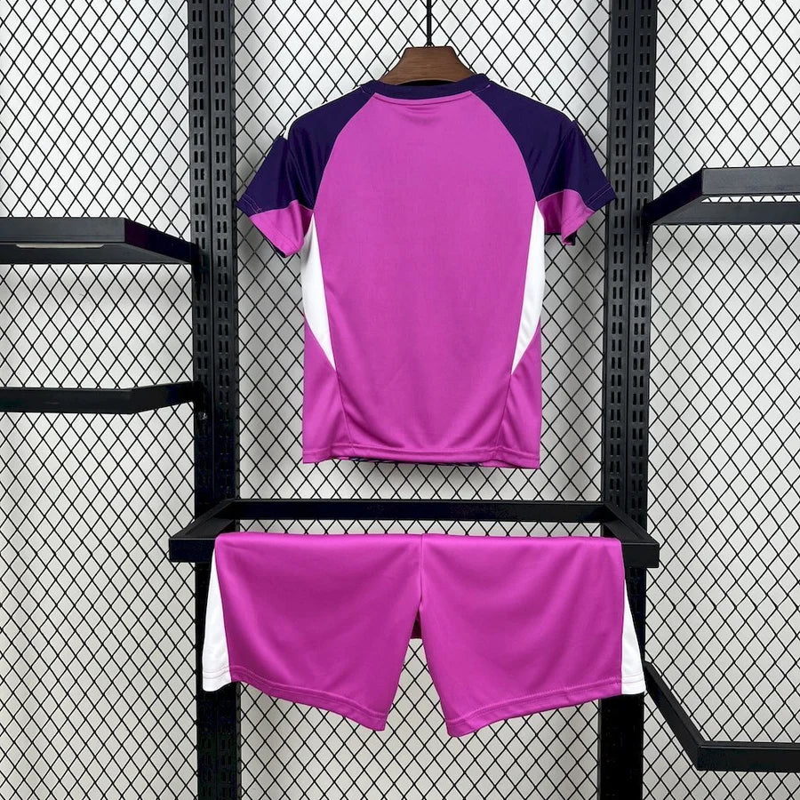Kit ensemble football Real Madrid Gardien Goalkeeper 2025/26