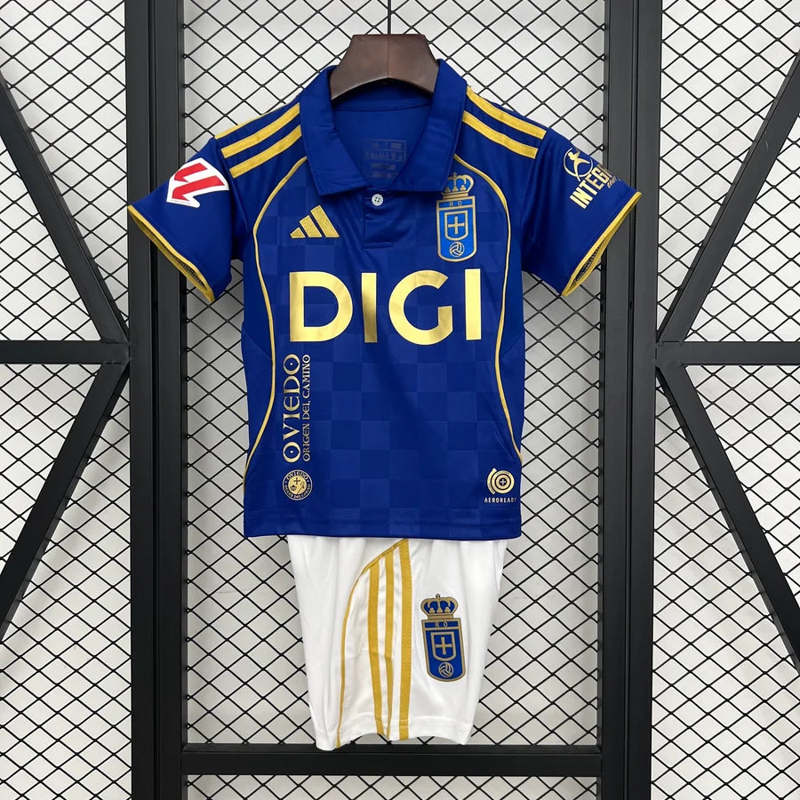 Kit ensemble football Real Oviedo domicile 2025/26