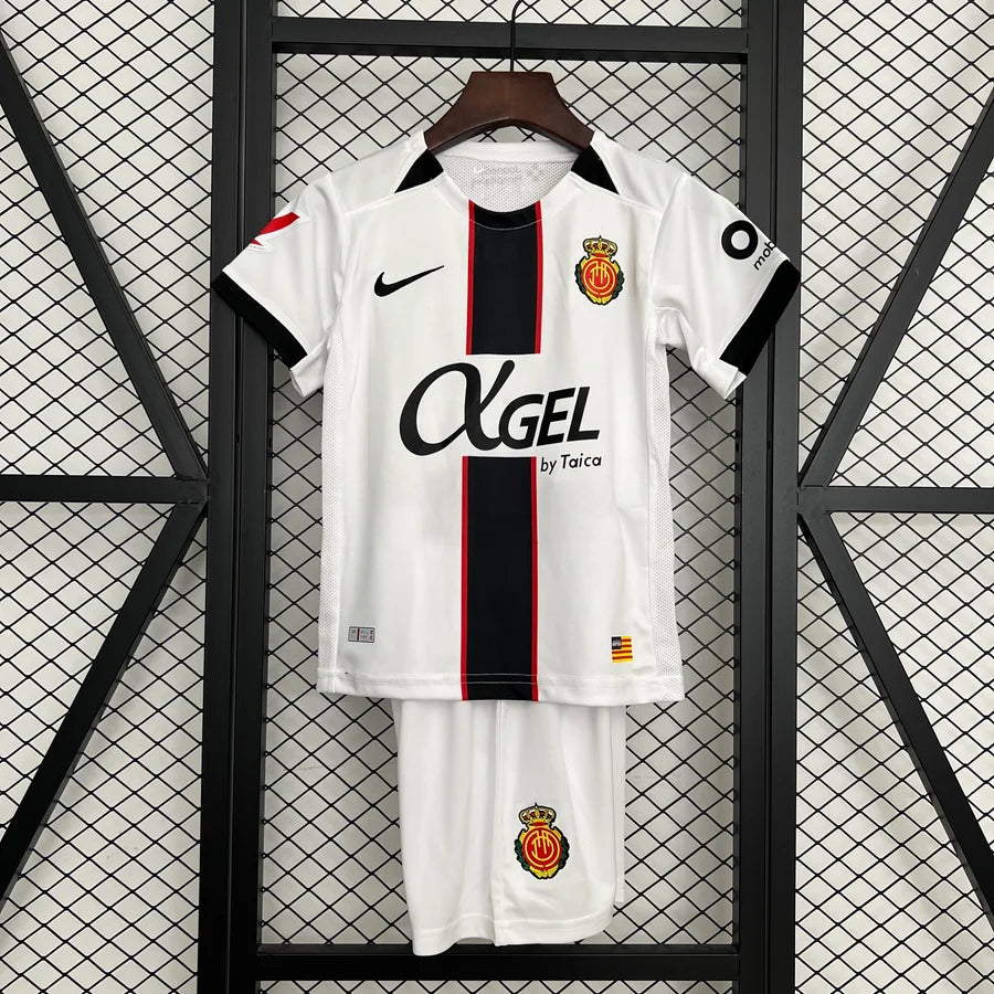 Kit ensemble football Mallorca Mayorque extérieur 2025/26