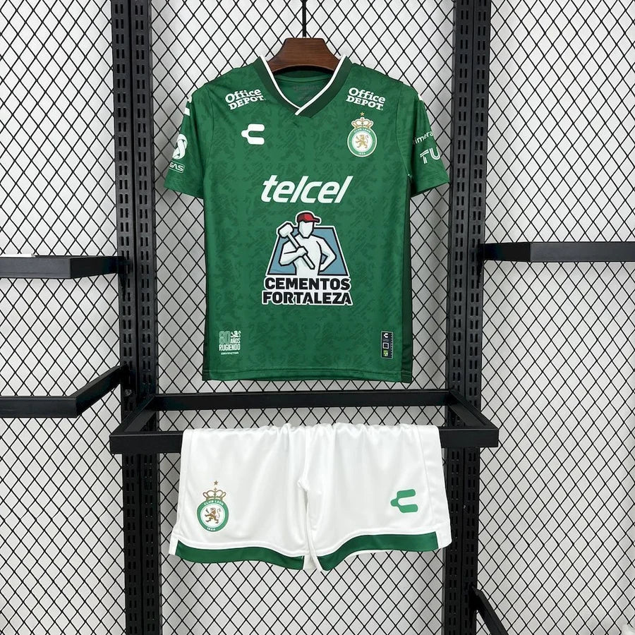 Kit ensemble football Charly Club León domicile 2025/26