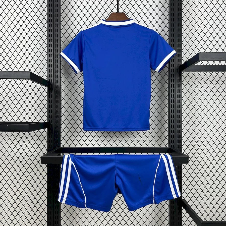 Kit ensemble football Real Madrid 3e third 2025/26
