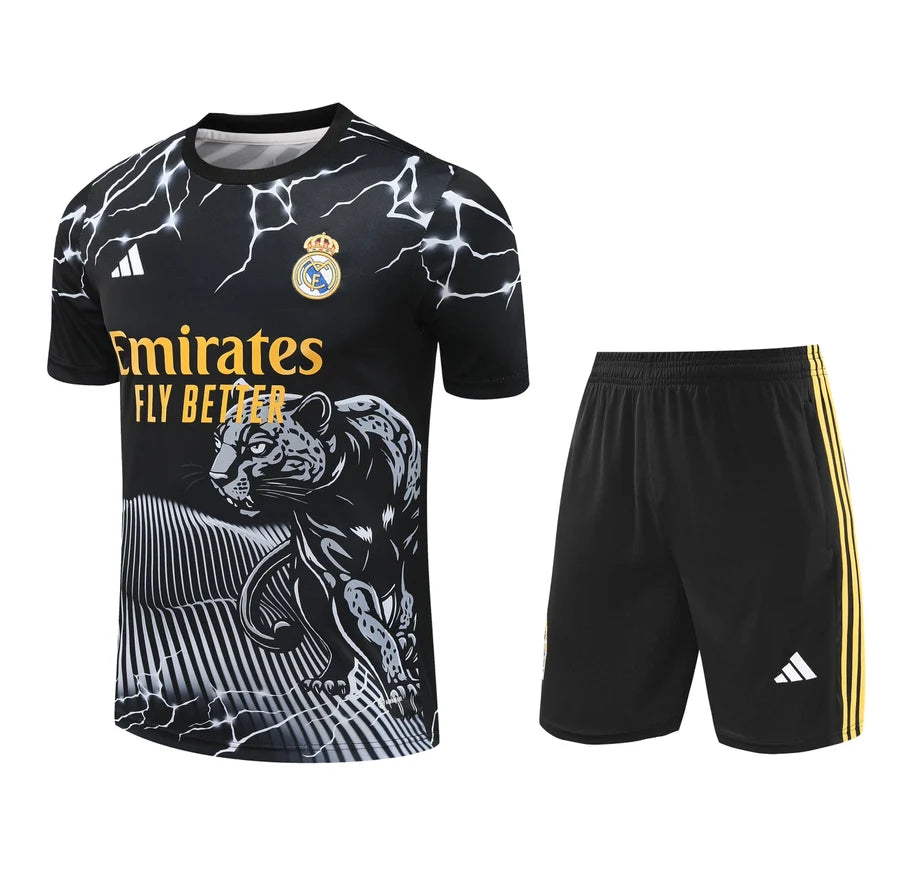 Kit ensemble football Real Madrid Spécial Panthère 2025/26