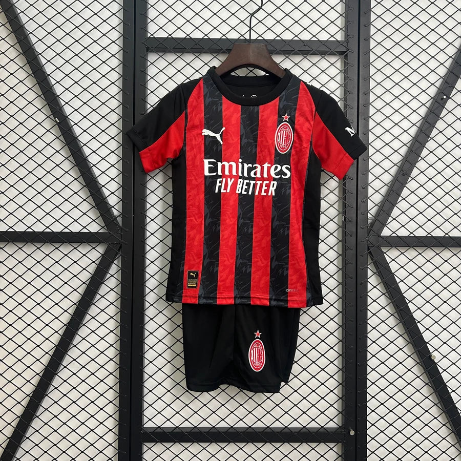 Kit ensemble football Milan AC Puma domicile 2025/26