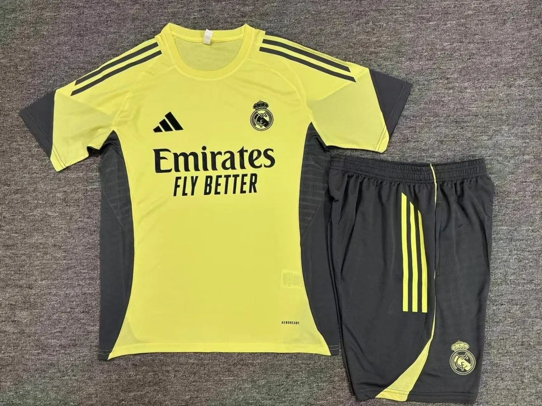 Kit ensemble football Real Madrid adulte enfant 2025/26