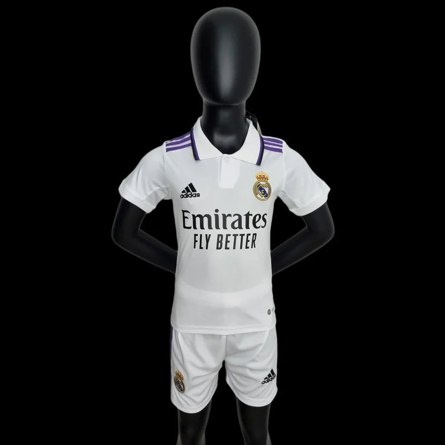 Kit Real Madrid domicile 2022/23