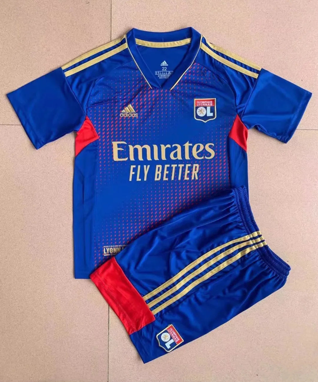 Kit ensemble football OL/Lyon third 2022/23