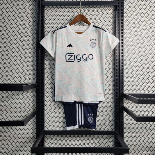 Kit Ajax Amsterdam exterieur 2023/24