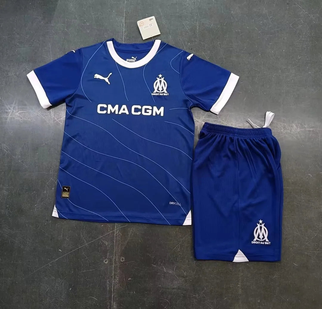 Kit OM Marseille exterieur 2023/24