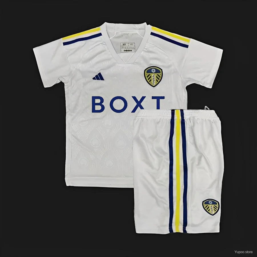 Kit Leeds United domicile 2023/24