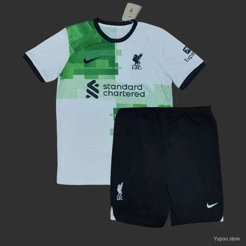 Kit football Liverpool exterieur 2023/24