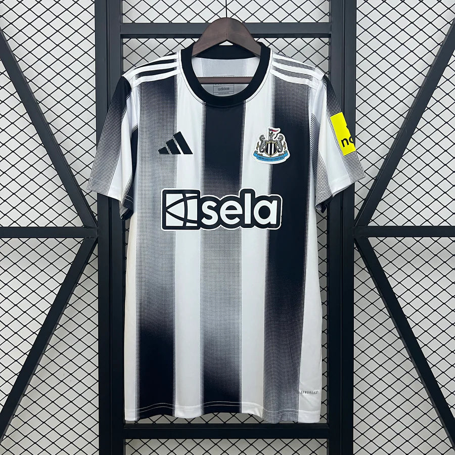 Maillot football Newcastle domicile 2025/26