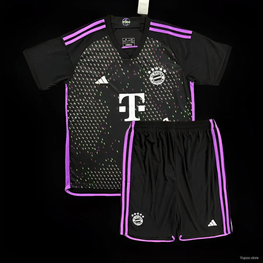 Kit Bayern Munich extérieur 2023/24