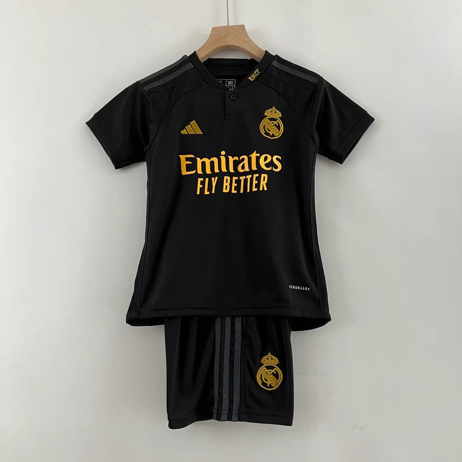 Kit ensemble football Real Madrid Third 2023/24