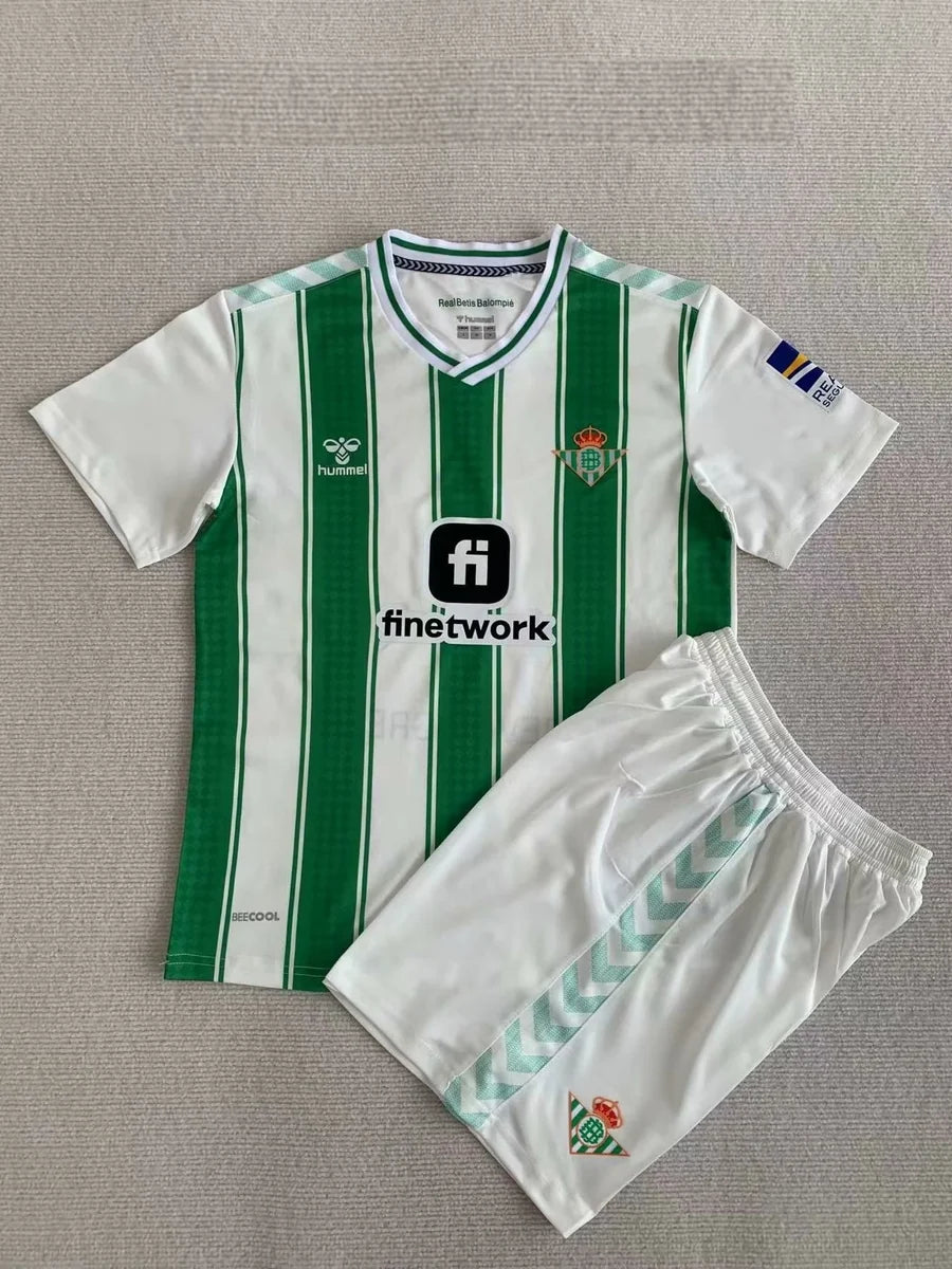 Kit Real Betis Séville domicile 2023/24