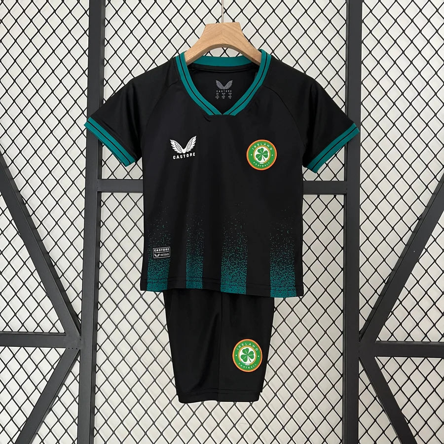 Kit Ireland exterieur 2023/24