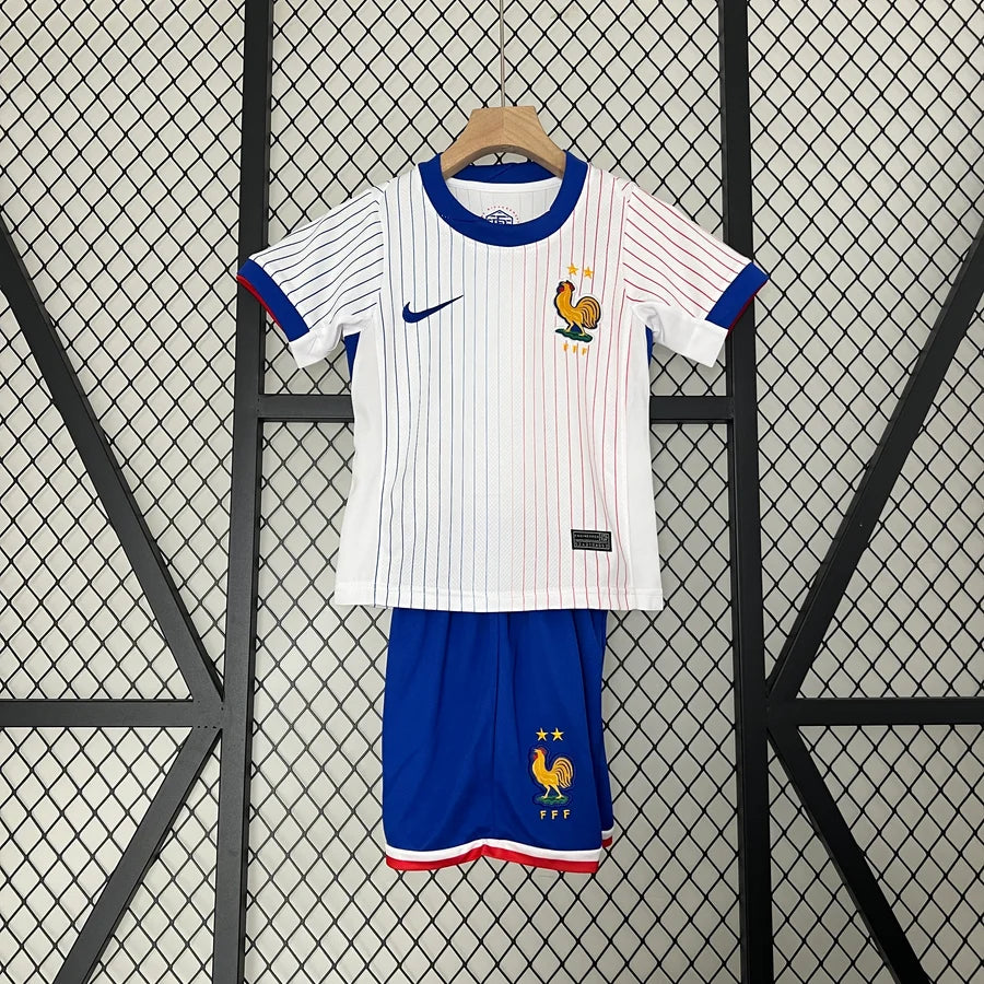 Kit ensemble football France extérieur adulte/enfant 2024/25