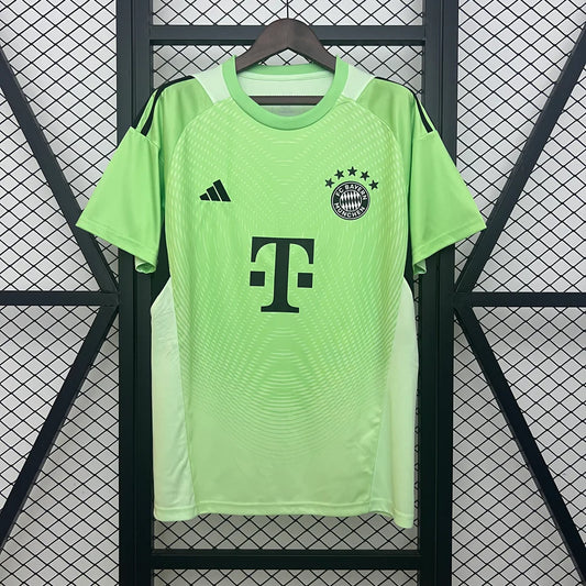 Maillot football Bayern Munich Gardien goalkeeper 2025/26