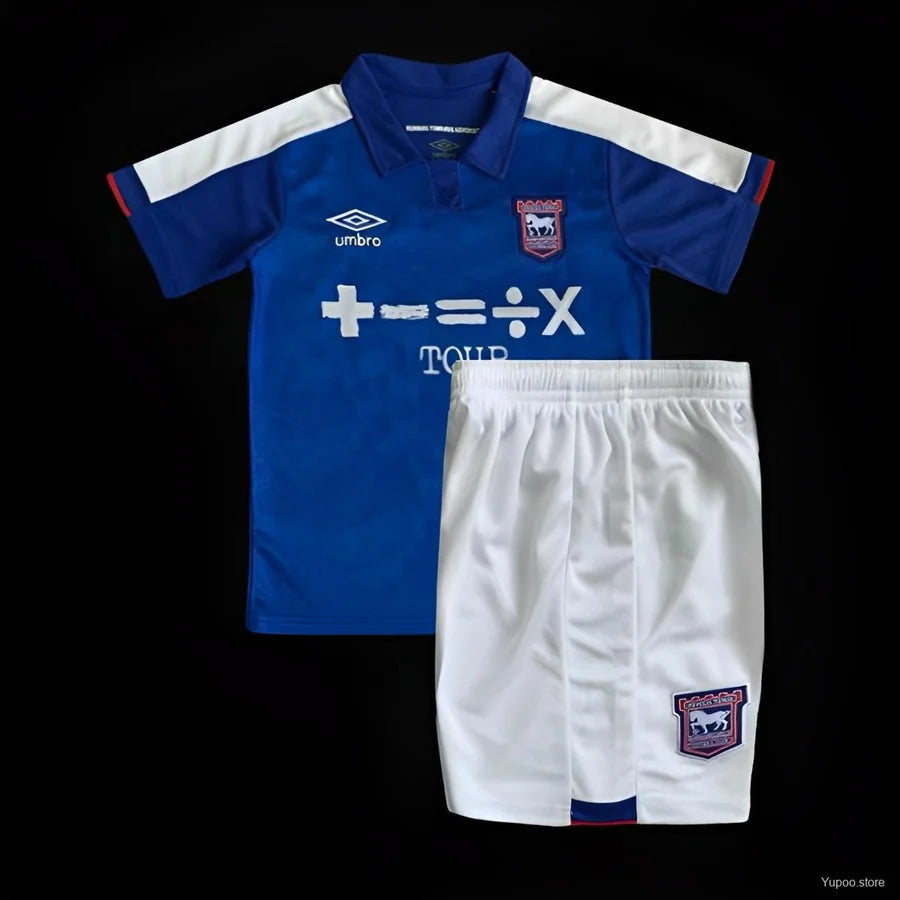 Kit ensemble football Ipswich Town domicile 2023/24