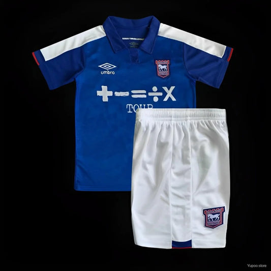 Kit ensemble football Ipswich Town domicile 2023/24