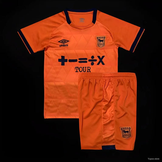 Kit ensemble football Ipswich Town extérieur 2023/24