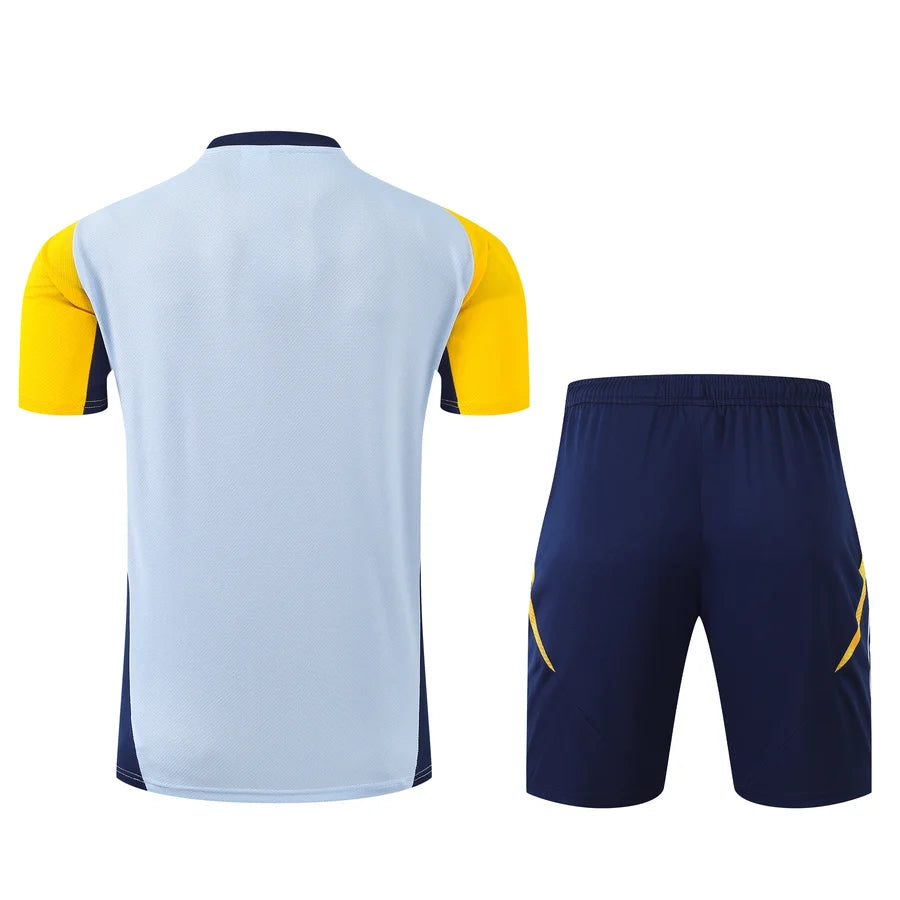 Kit ensemble football Real Madrid training 2024/25