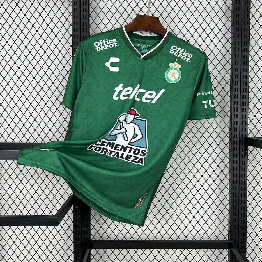 Club León home football shirt 2025/26