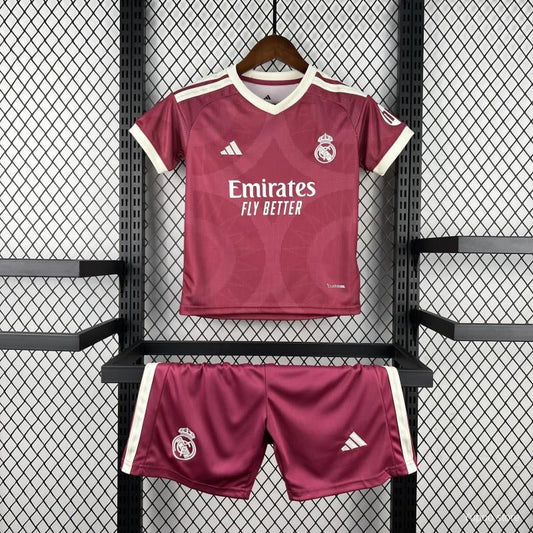 Kit ensemble football Real Madrid 3e third 2026/27
