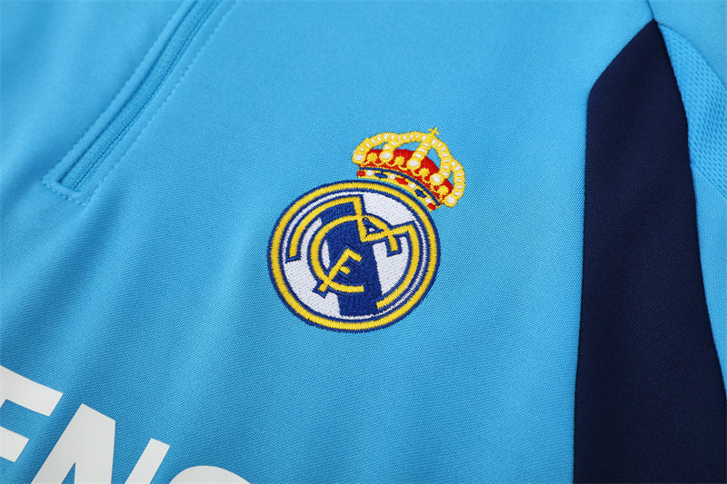 Sweat Haut de survêtement Real Madrid – Édition Rétro 2005/06